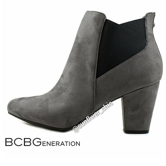 🆕️BCBCBGeneration Women’s Suede Dolan Booties - Picture 6 of 13